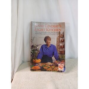 Anne Lindsay's‎ Light Kitchen Cookbook